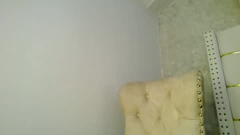 Annabel online show from October 2025 07:03:02 PM
