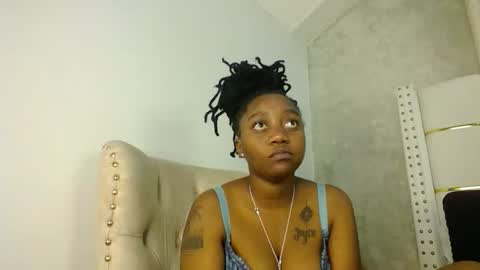 Annabel online show from October 2025 07:49:02 PM