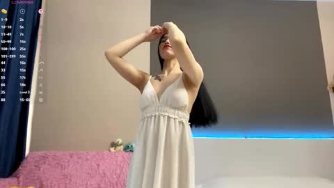 Snapshot of annabellegallego chatting on November 2025 10:25:02 AM Aya online show from November 2025 10:25:02 AM