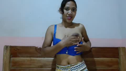 annahhotgirl online show from February 2025 10:01:01 PM