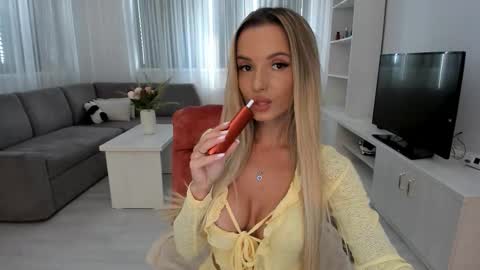 Snapshot of annaise_ chatting on September 2025 10:15:01 AM annaise online show from September 2025 10:15:01 AM