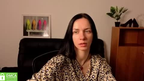 Snapshot of annakillian_kiss chatting on April 2026 05:33:01 AM Anna online show from April 2026 05:33:01 AM