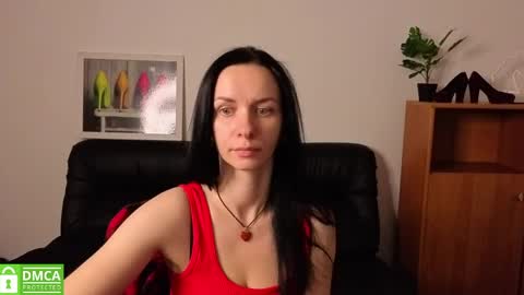 Snapshot of annakillian_kiss chatting on May 2026 06:53:01 AM Anna online show from May 2026 06:53:01 AM