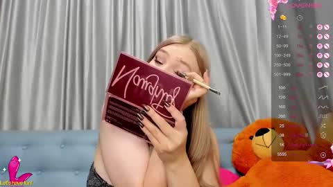 annakohot online show from September 2025 02:02:02 AM