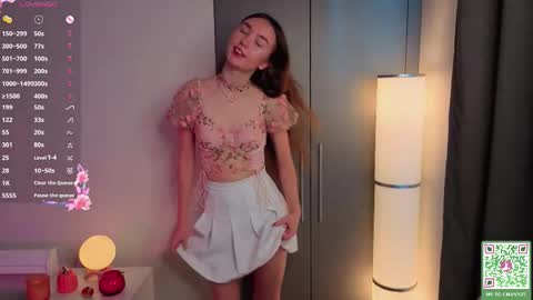 Holly Molly Im Polly online show from October 2025 06:11:01 AM