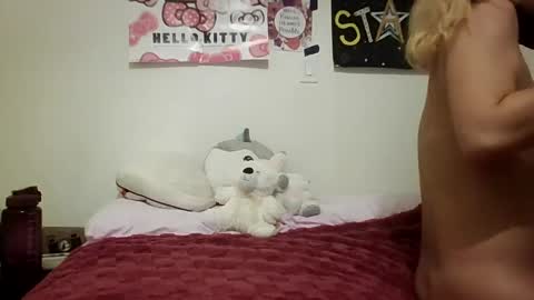 Snapshot of annamarrie777 chatting on September 2025 01:16:01 AM AnnaMarrie online show from September 2025 01:16:01 AM