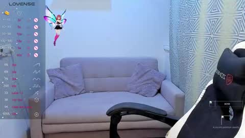 im Sophie  online show from November 2025 04:08:02 PM