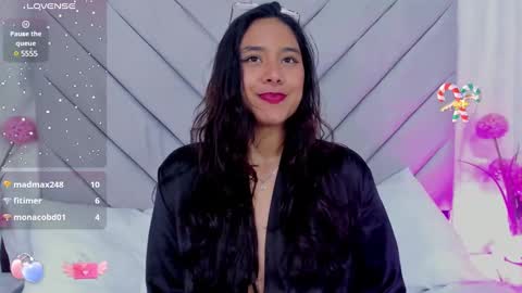 Snapshot of annaqueen_ chatting on February 2025 07:55:01 PM Anna online show from February 2025 07:55:01 PM