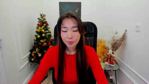 Snapshot of annareyli chatting on December 2025 07:51:01 PM Anna online show from December 2025 07:51:01 PM