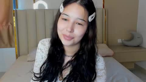 Anna online show from November 2025 02:17:02 AM