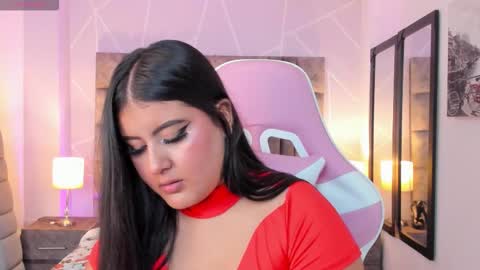 Anna online show from December 2025 12:11:02 PM