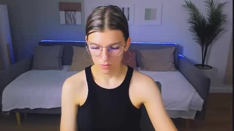 Im Anna online show from May 2026 03:13:01 AM