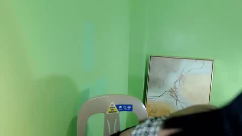 Snapshot of anne_kourtney chatting on March 2025 09:40:02 AM vanessa online show from March 2025 09:40:02 AM