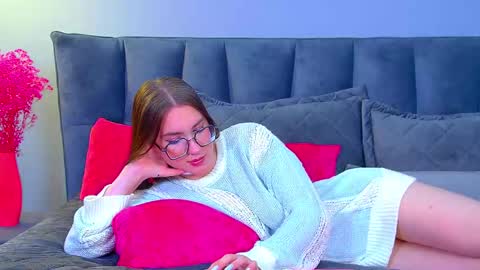 Snapshot of anneavery chatting on November 2025 09:09:01 AM Anne online show from November 2025 09:09:01 AM