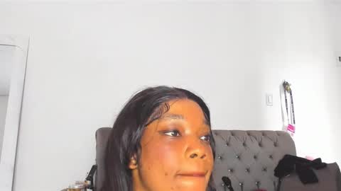 Annie  online show from March 2025 02:10:02 PM