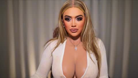 Anne Hart online show from December 2025 04:17:02 AM