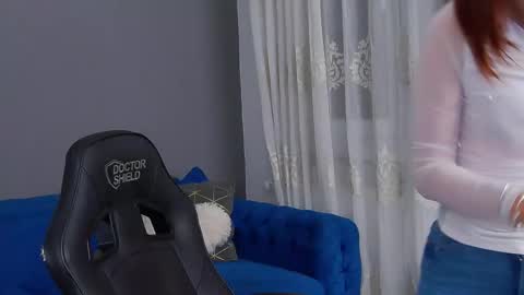 Anne online show from October 2025 03:21:02 AM