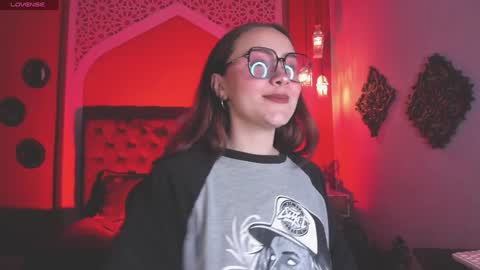 Anne  online show from January 2025 08:57:01 PM