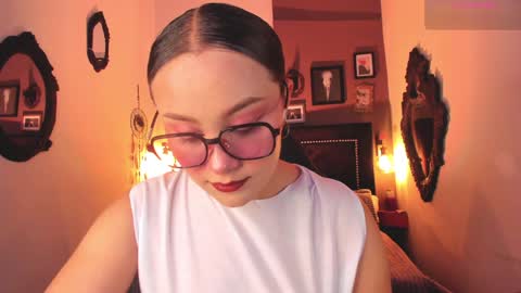 Anne  online show from January 2025 10:21:01 PM