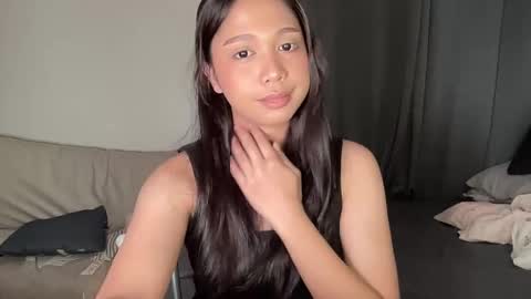 Snapshot of annette_03 chatting on October 2025 04:52:02 PM Annette 03 online show from October 2025 04:52:02 PM