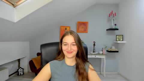 Snapshot of annewilsonn chatting on November 2025 11:53:01 AM annewilsonn online show from November 2025 11:53:01 AM