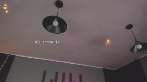 annie_barozzi online show from November 2025 05:20:01 PM