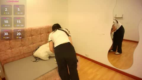 Annie Bonnie   online show from February 2026 11:31:02 AM