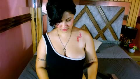 Annie  online show from April 2026 05:24:01 PM