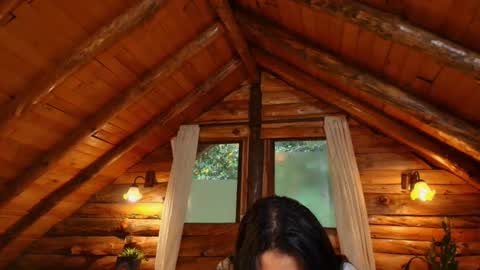 Snapshot of annie_desire chatting on February 2026 09:48:02 PM Annie online show from February 2026 09:48:02 PM