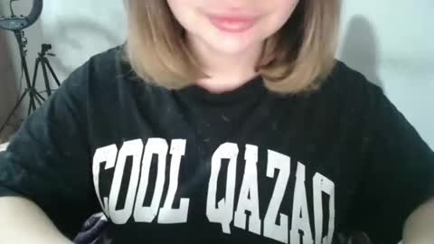 Snapshot of annie_light chatting on February 2026 12:45:01 PM Annie Light online show from February 2026 12:45:01 PM