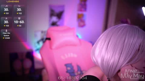 Snapshot of annie_may_may chatting on January 2025 01:58:01 PM Annie May   online show from January 2025 01:58:01 PM