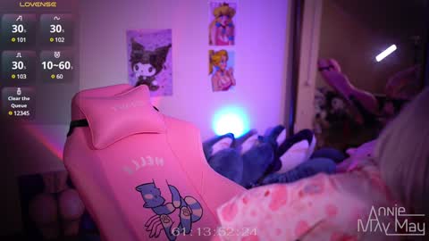 Snapshot of annie_may_may chatting on January 2025 04:06:02 PM Annie May   online show from January 2025 04:06:02 PM