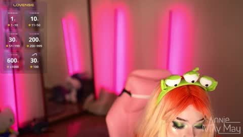 Snapshot of annie_may_may chatting on November 2025 01:45:01 PM Annie May online show from November 2025 01:45:01 PM