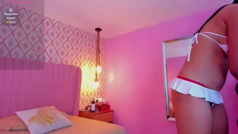 I S A B E L online show from September 2025 12:38:02 PM