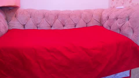 annie online show from September 2025 03:06:02 AM