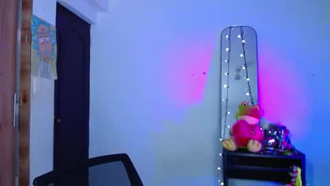 Snapshot of annieblu3 chatting on October 2025 09:46:02 AM AnnieBlu3 online show from October 2025 09:46:02 AM