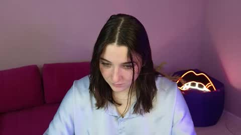 Snapshot of anniedodge chatting on October 2025 01:17:02 AM Annie online show from October 2025 01:17:02 AM