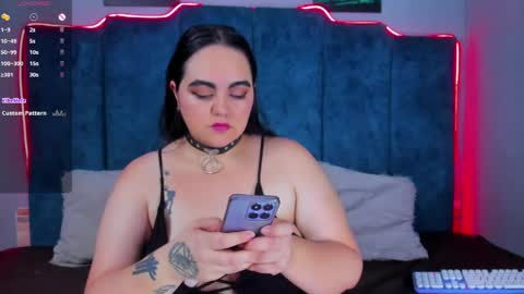 Snapshot of annieesweett_ chatting on May 2026 09:00:02 PM Annie Sweet Cherry online show from May 2026 09:00:02 PM