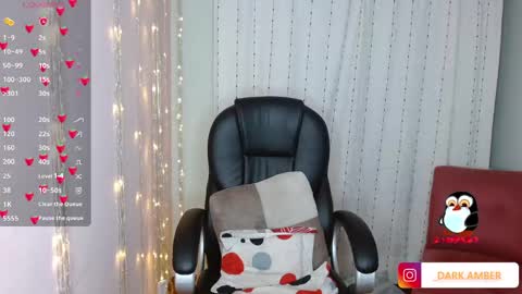 Snapshot of anniehh_ chatting on January 2025 12:54:01 AM Annie Independent model Hello all offline tokens are appreciated thank you for your support.33 online show from January 2025 12:54:01 AM