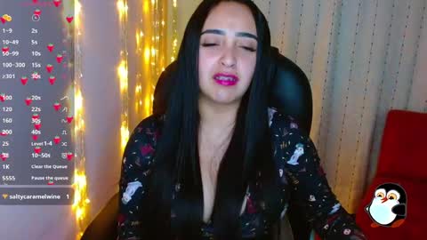 Snapshot of anniehh_ chatting on January 2025 05:00:01 AM Annie Independent model Hello all offline tokens are appreciated thank you for your support.33 online show from January 2025 05:00:01 AM