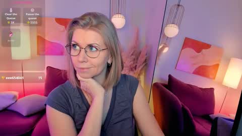 Annie online show from February 2026 06:39:02 AM