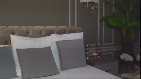 AnnieStyles online show from February 2025 04:06:01 AM