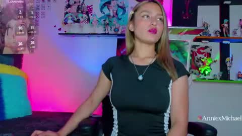 Annie  Michael  online show from July 2026 01:58:01 PM