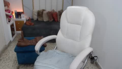 anna online show from January 2025 06:57:02 PM