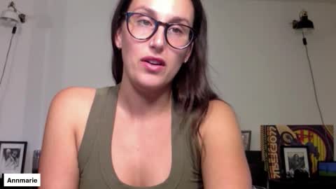 Ann online show from October 2025 08:40:02 PM