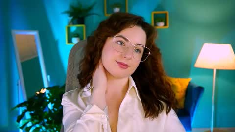 Snapshot of annterry chatting on November 2025 12:37:02 PM Ann Terry 3 online show from November 2025 12:37:02 PM