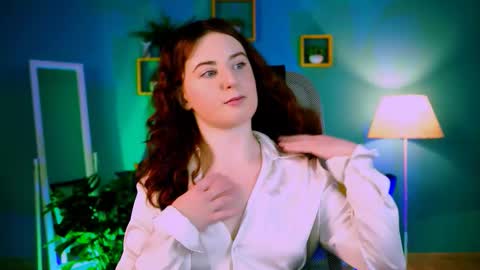 Snapshot of annterry chatting on December 2025 01:09:02 PM Ann Terry 3 online show from December 2025 01:09:02 PM