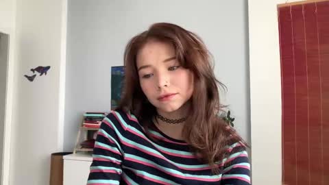 Snapshot of anntics_ chatting on October 2025 08:01:01 AM N  antics online show from October 2025 08:01:01 AM