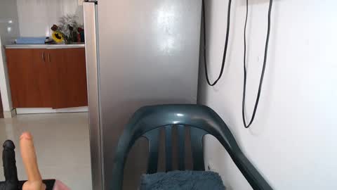 Snapshot of anntonella_squirt chatting on September 2025 01:25:02 PM anntonella_squirt online show from September 2025 01:25:02 PM