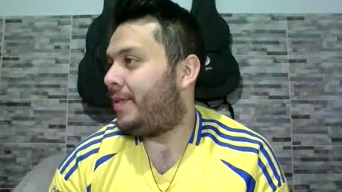 lion kennedy independent model moderator online show from April 2026 01:43:02 AM